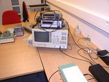  Signal analyzers (HP35665A / HP89410A)